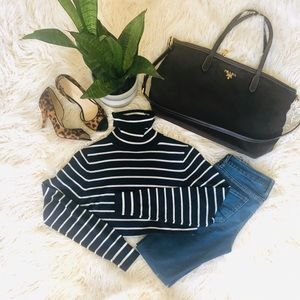 *NWT* Banana Republic Sweater